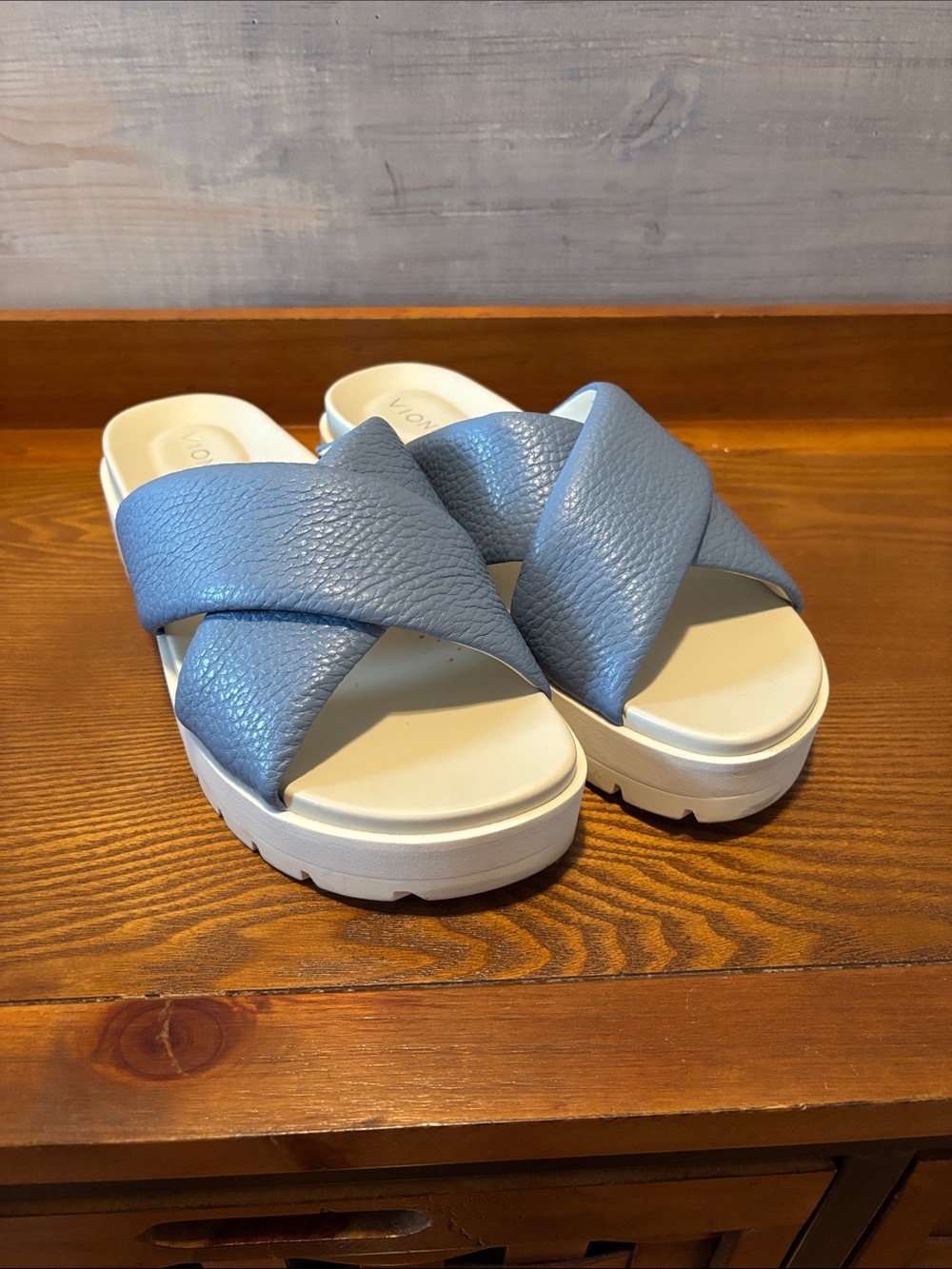 VIONIC SANDALS in Light Blue Size 10